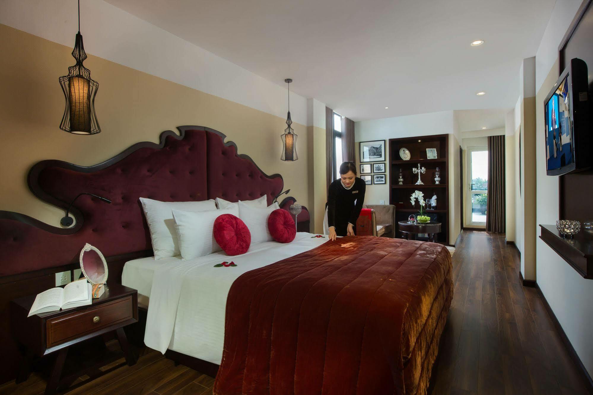 Ambassador Hanoi Hotel&Spa Buitenkant foto