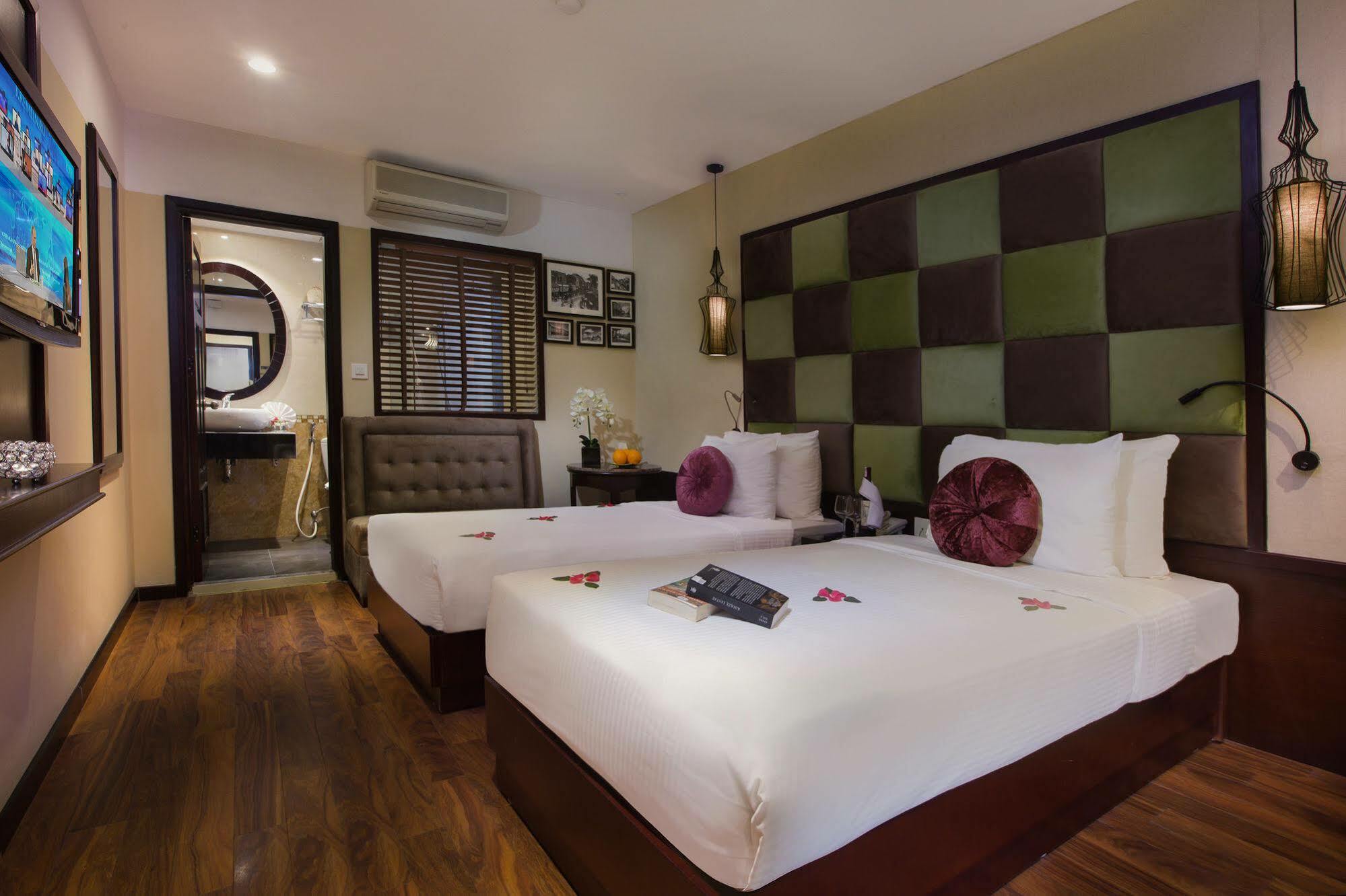 Ambassador Hanoi Hotel&Spa Buitenkant foto